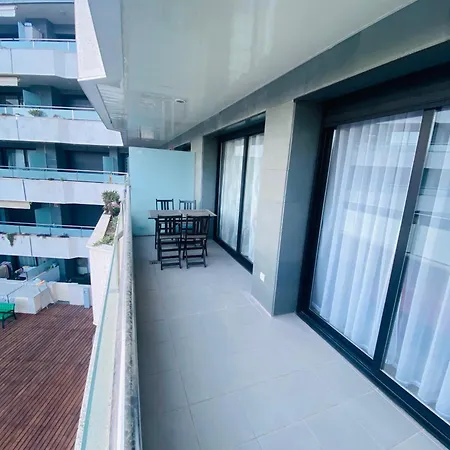 Holiday home Hermoso Piso En Un Paso De La Playa De Fenals Con Piscina Lloret de Mar