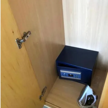 Hermoso Piso En Un Paso De La Playa De Fenals Con Piscina Vakantiehuis *