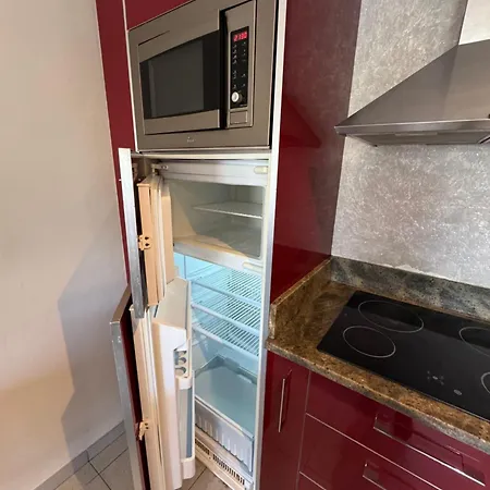 Hermoso Piso En Un Paso De La Playa De Fenals Con Piscina Holiday home Lloret de Mar